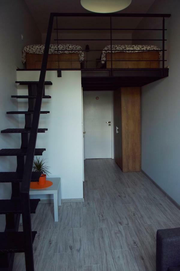 Loft Wroclaw Hostel Bagian luar foto